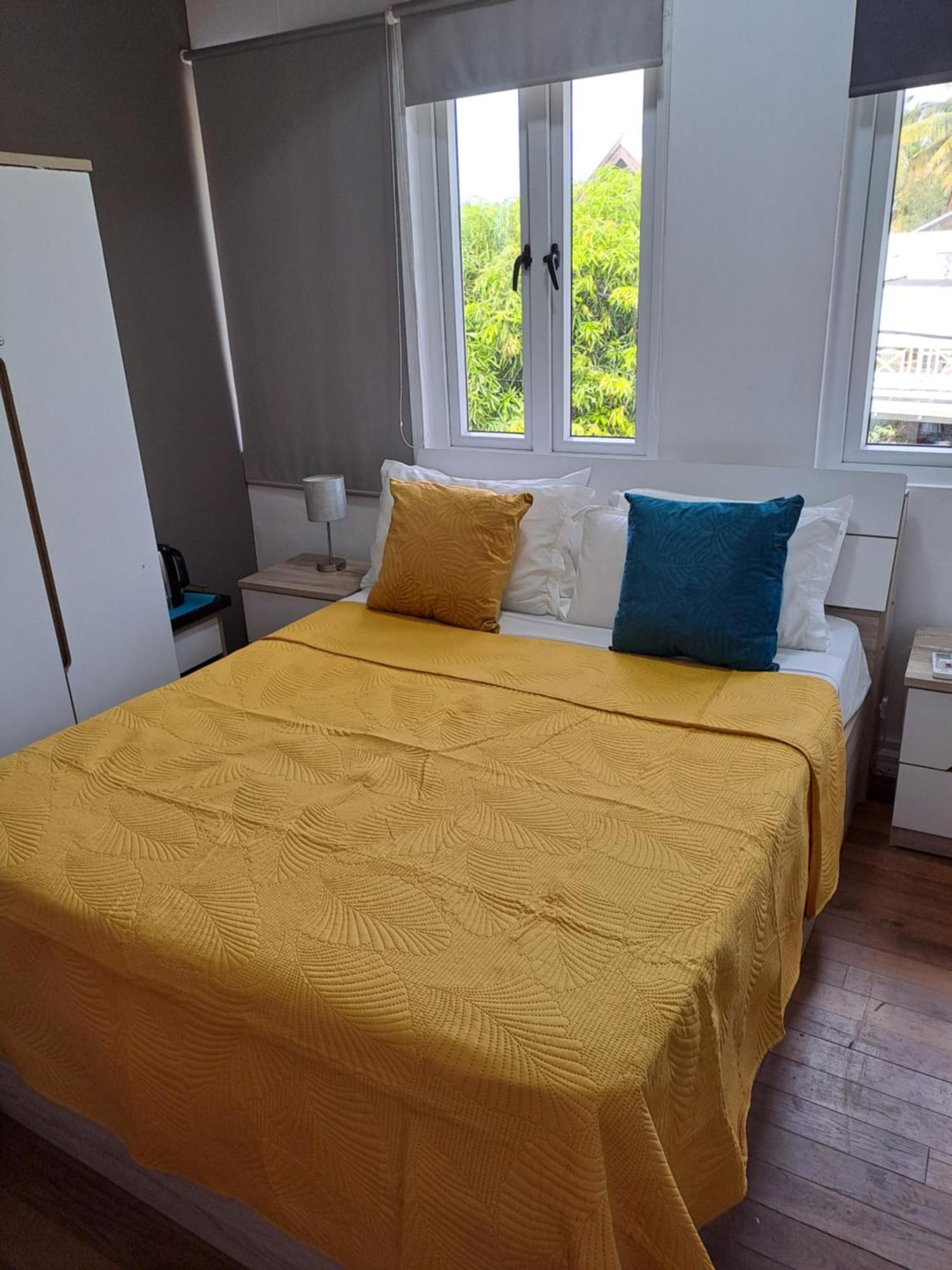 Bed and Breakfast Explora Prestige Blue Bay Exterior foto